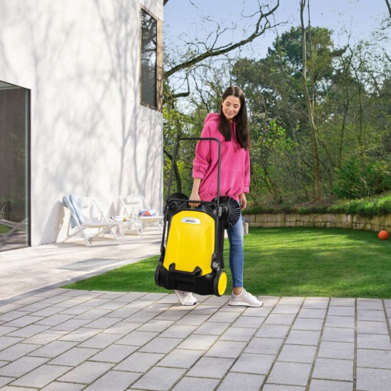 Karcher čistač na guranje S 4 TWIN