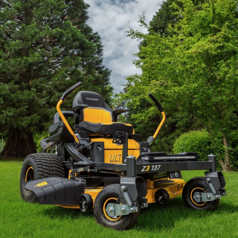 Cub Cadet traktorska kosilica Z3 137